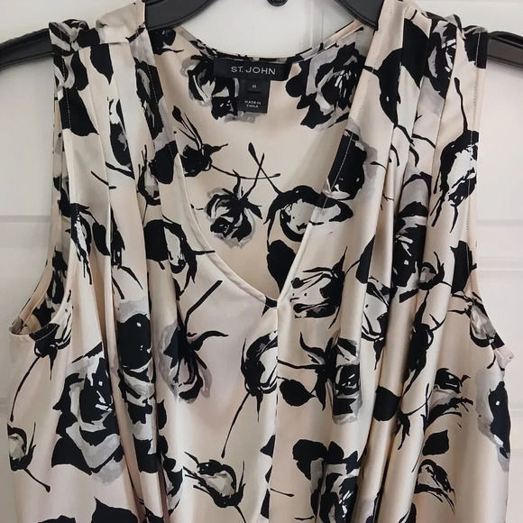 ST JOHN Silk Floral Draped Pleated Flowy V Neck Sleeveless Pullover Top Blouse M - Picture 2 of 4